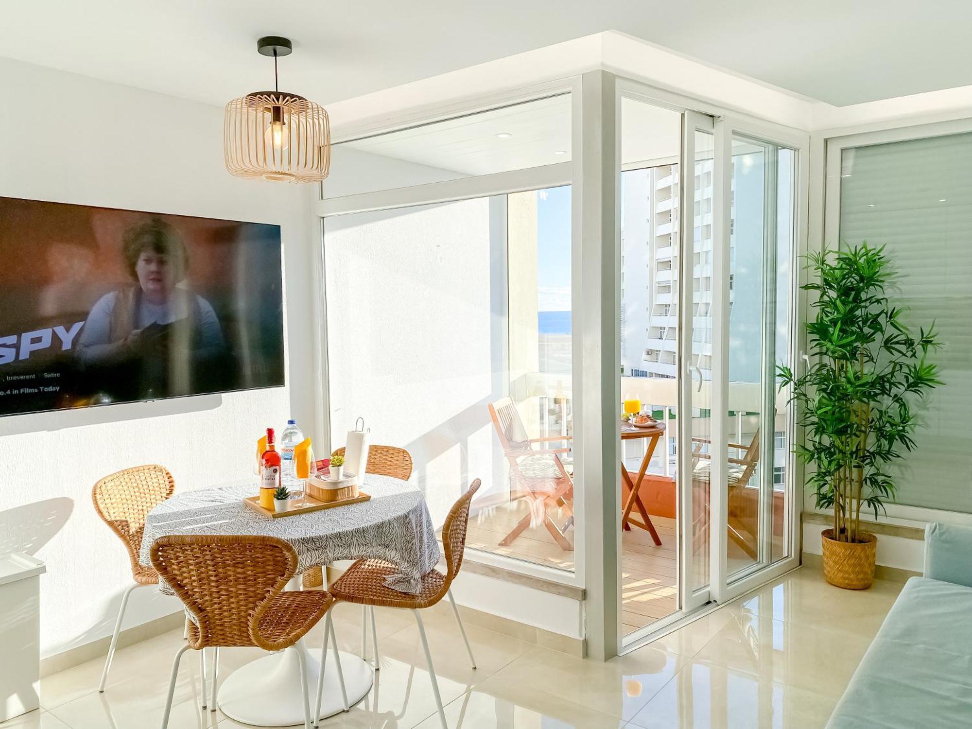 Luxury 2 Min Beach With Balcony, Ocean View, Wifi, Ac, Smarttv Portimão Exterior foto