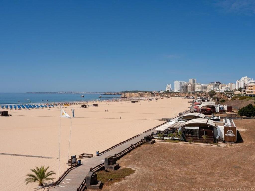 Luxury 2 Min Beach With Balcony, Ocean View, Wifi, Ac, Smarttv Portimão Exterior foto