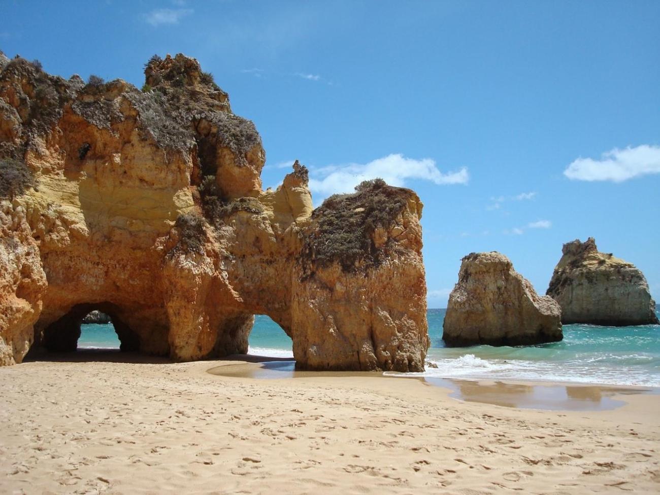 Luxury 2 Min Beach With Balcony, Ocean View, Wifi, Ac, Smarttv Portimão Exterior foto